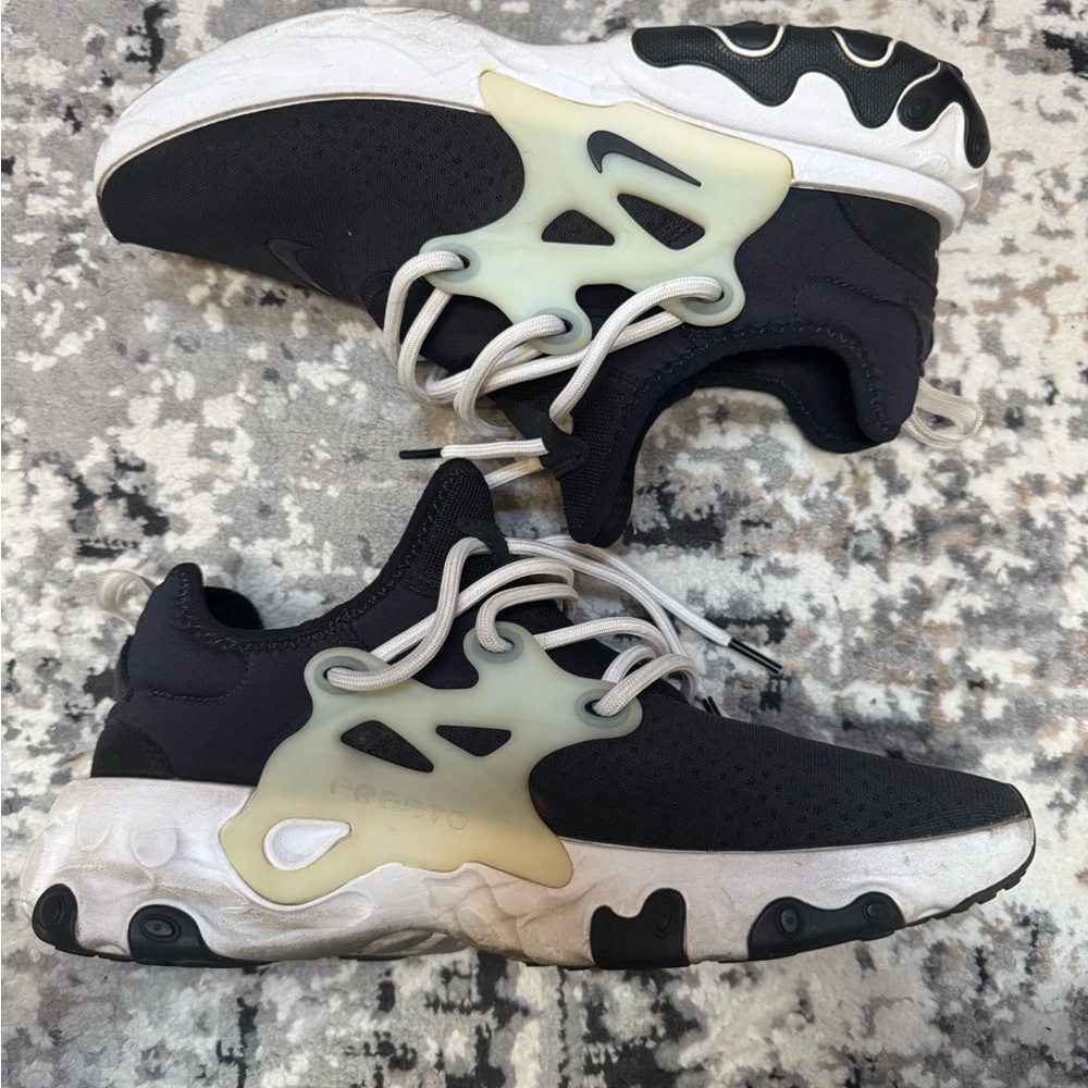Nike Air React Presto Black and White